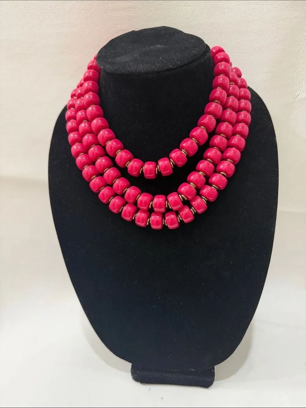 Bold Versatile 1-2 or 3 Strand Hot Pink Barbie Barrel Bead Gold Tone Necklace